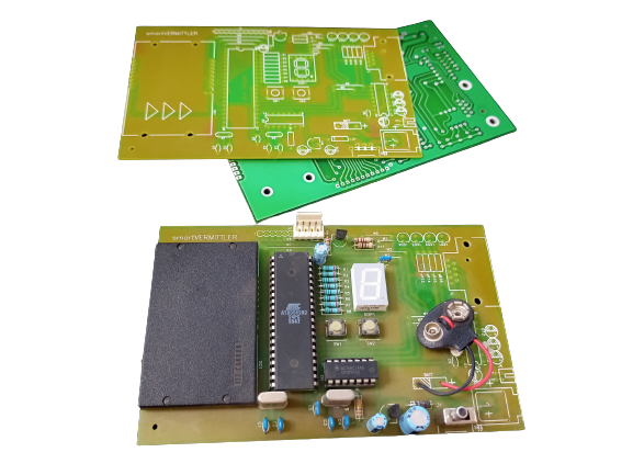 AT89S8252 development board with RP2040 