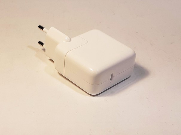 USB-C power supply