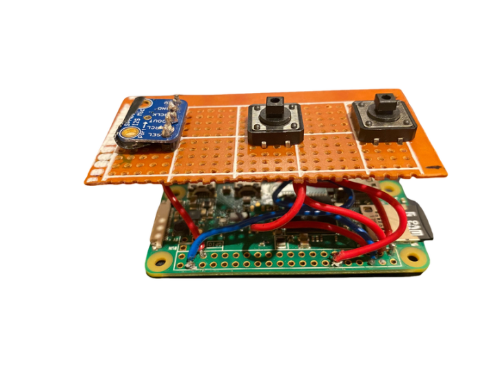 The GoPoor “breakout board” sports a MEMS microphone.