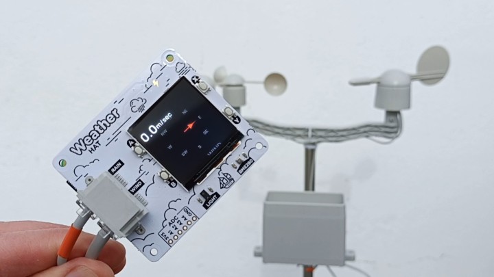 pimoroni weather hat with sensor assembly