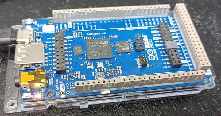 The Arduino Giga R1 WiFi, a Portenta H7 for Makers? A Review.