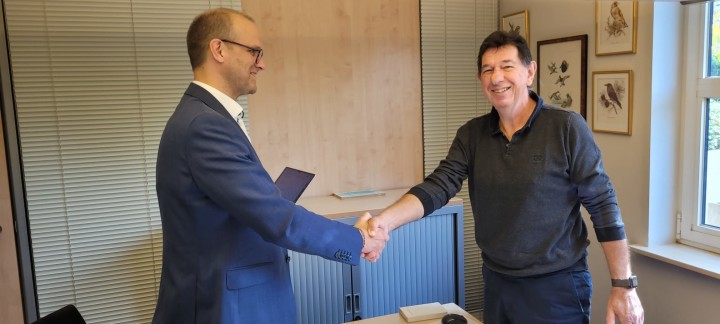 Elektor Acquires European Business Press SA