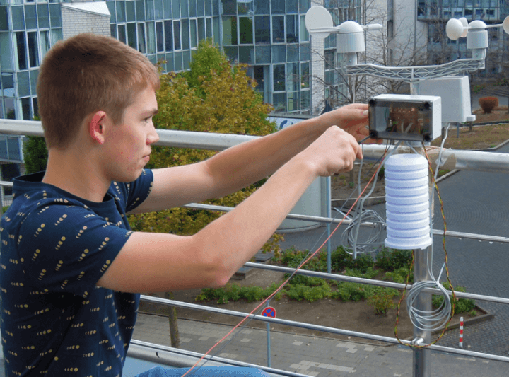 weather station installation