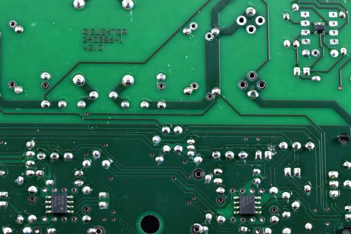 Fig_27_240386-1_v2.0_finished_SMDs_bottom