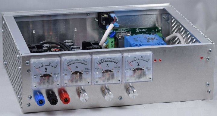 Fig_34_Enclosure_front_Low_Noise_PSU_240386-1