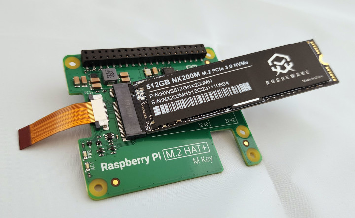 NVME 2280 trying to squeeze into the Raspbery Pi M.2 HAT+