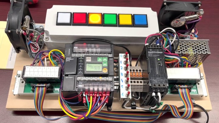 Compact PLC Trainer