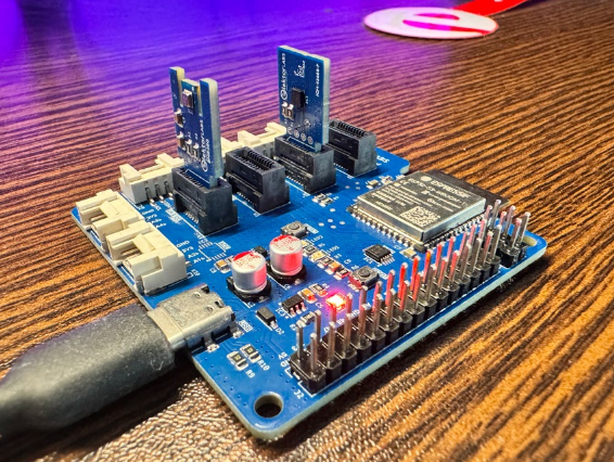 The Sensor Evaluation Board with sensor modules