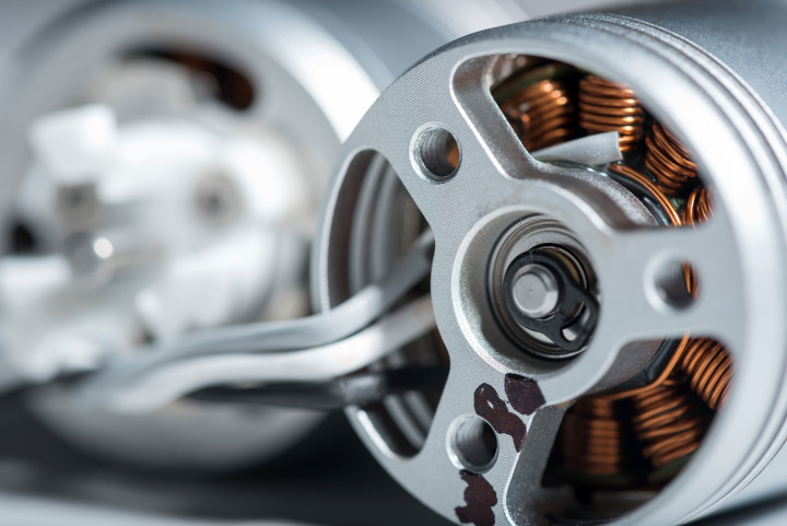 Enroulements d'un moteur BLDC modéliste.
