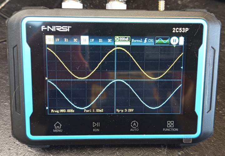 FNIRSI-2C53P Oszilloskop Mit Touchscreen - Digital Multimeter & Signalgenerator