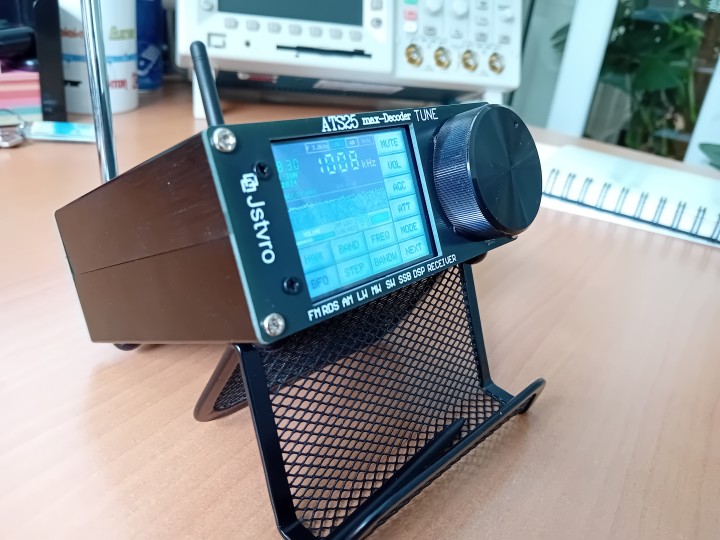 The Ultra-Portable ATS25 max-Decoder Receiver in Review The Ultra-Portable ATS25 max-Decoder Receiver in Review