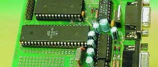 89S8252 Flash Microcontroller Board