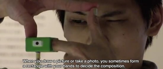 Frame Photos With Your Hands