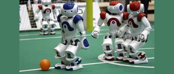 Team TU Eindhoven verdedigt WK-titel robotvoetbal
