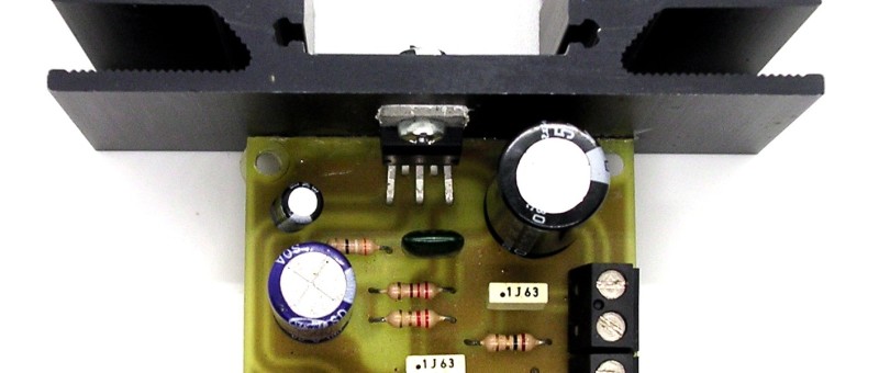 Compact 12-W Hi-Fi Mono Amplifier