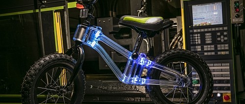 Look Mom! dynamic LED lighting inside bicycle frame