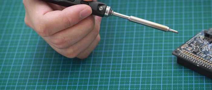 Review: Seeed Studio Miniature Soldering Iron