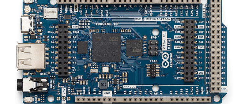 The Arduino GIGA R1 WiFi, a Portenta H7 for Makers? A Review