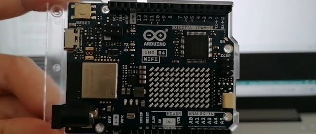 Arduino UNO R4 LED Matrix: How to Create Animations