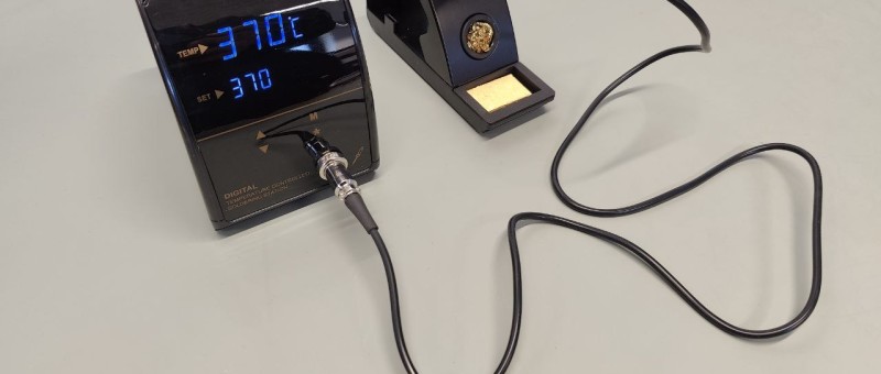 The ZD-8961-A Temperature-Controlled Soldering Station (Review)