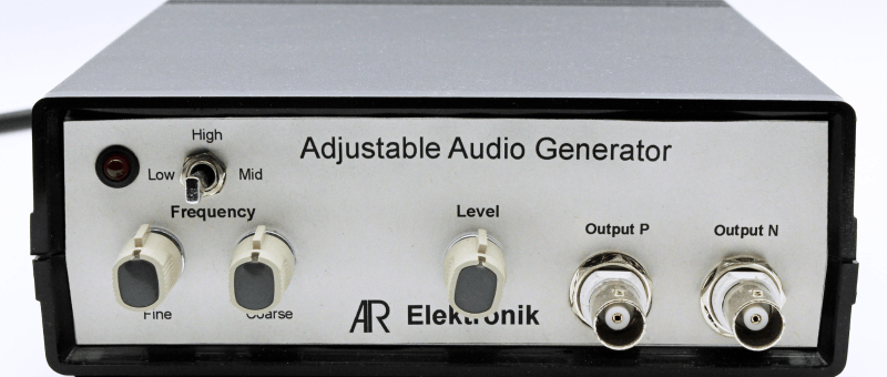 High-Performance Analog Audio Frequency Generator