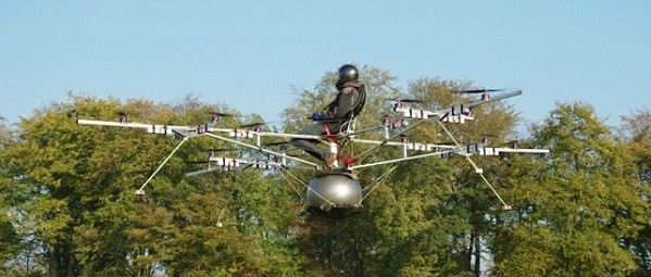 Premier vol habité d'un hélicoptère multirotor électrique