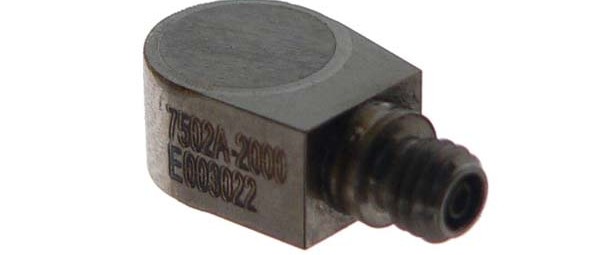 Accéléromètre à gamme de températures étendue