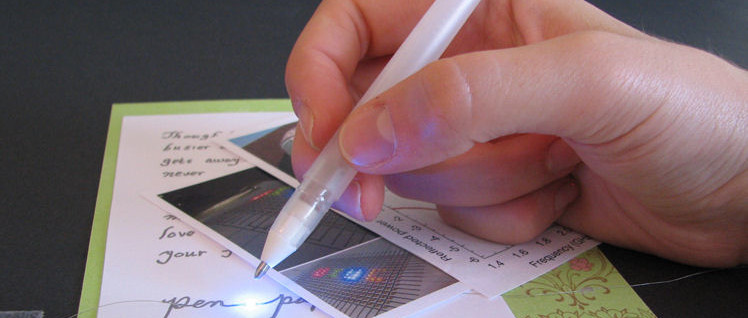 Un stylo à bille pour dessiner des conducteurs électriques