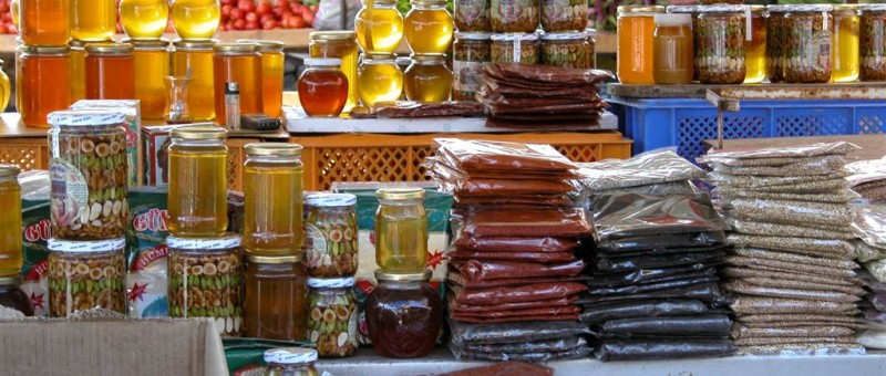 Which Is Greener: Shopping Local or Shopping Online?