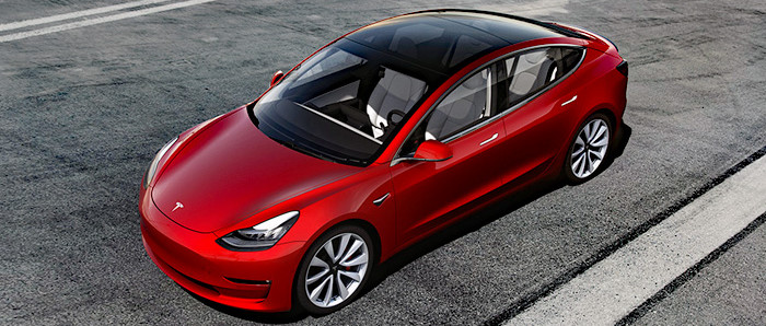 Autopilot von Tesla besser als Menschen?