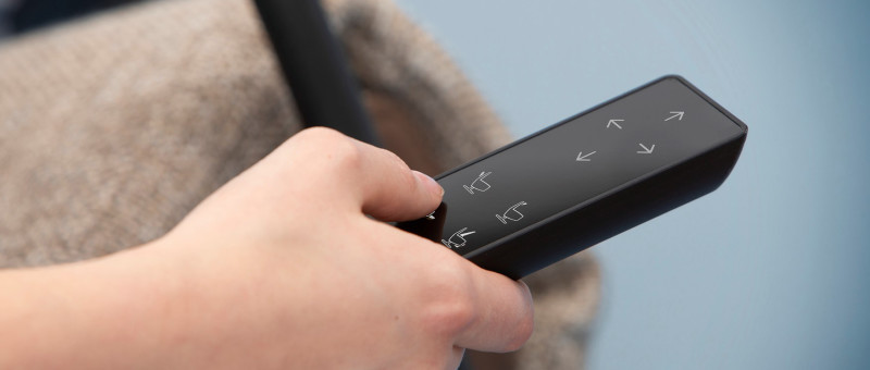 Comflair und SCHURTER entwickeln All-in-One-Stuhlsteuerung mit Touchscreen