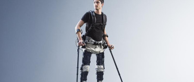 Exoskelett macht Gelähmte gehend