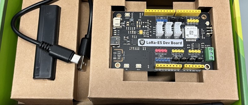 Seeed Studio LoRa-E5 Development Kit