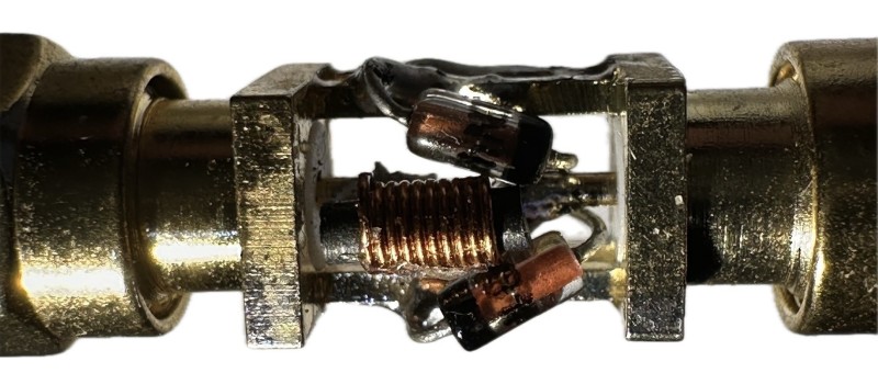 MiniRadio Anti-Theremin-Effekt-Antennenmodifikation