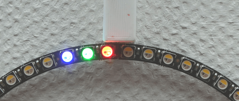 Bauen Sie eine Wi-Fi Uhr mit Neopixel-Display