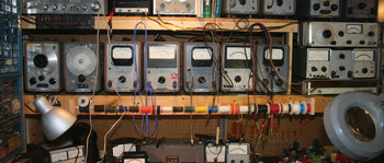 restauration d'un voltmètre à tubes (1)