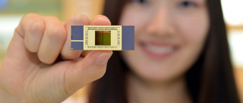 Production en grande série de la première mémoire flash NAND verticale 3D