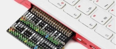 Raspberry Pi 400 et le connecteur d’extension GPIO de Waveshare pour Raspberry Pi 400, un duo rêvé