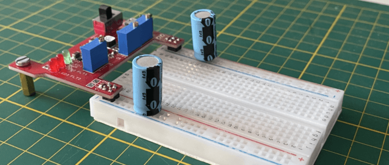 Module d'alimentation polyvalent pour plaque d'expérimentation