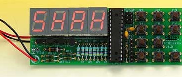 Mini-ajedrez con AVR-Max