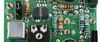 Amplificador de baixo custo para auscultadores