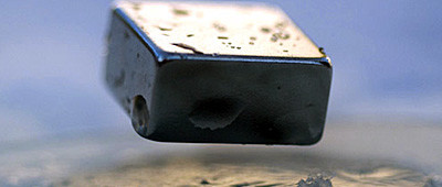 Supraleitung mit Licht steuern