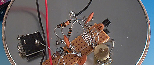 FM-ontvanger met maar twee transistors