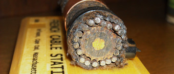 Algorithmes, explosifs et hautes fréquences