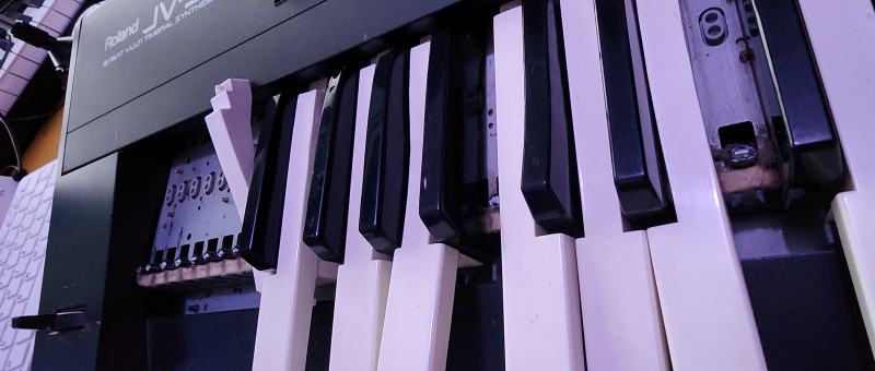 Raspberry Pi standalone MIDI-synthesizer (1)