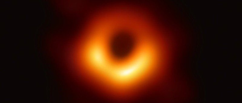 Eerste opname van een zwart gat