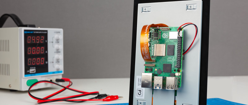 Raspberry Pi Touch Display 2 Hands-On