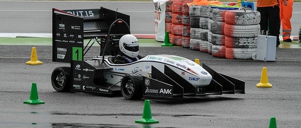 Studenten TU Delft winnen Formula Student Silverstone