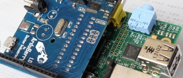 Arduberry: Arduino-shields op Raspberry Pi