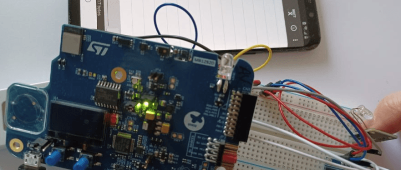 A Clock in MicroPython with a Heartrate Sensor to monitor your Health